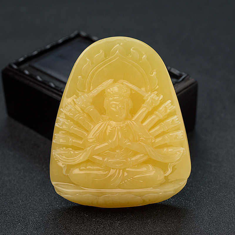 鸡油黄蜜蜡千手观音吊坠 - 红掌柜