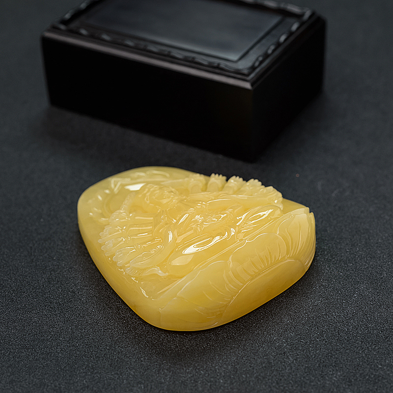 鸡油黄蜜蜡吊坠 - 红掌柜