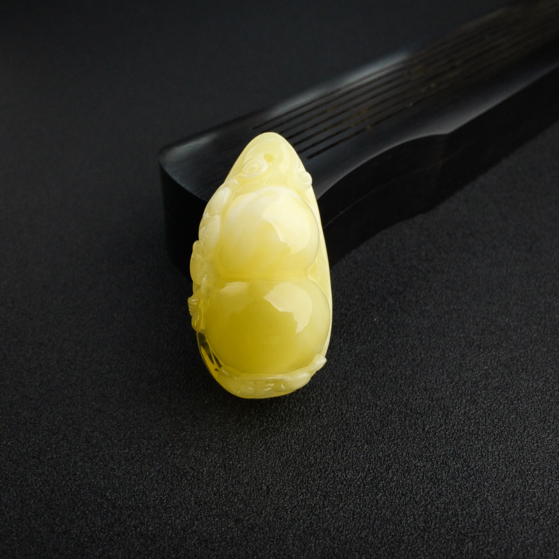 鸡油黄蜜蜡葫芦吊坠-红掌柜