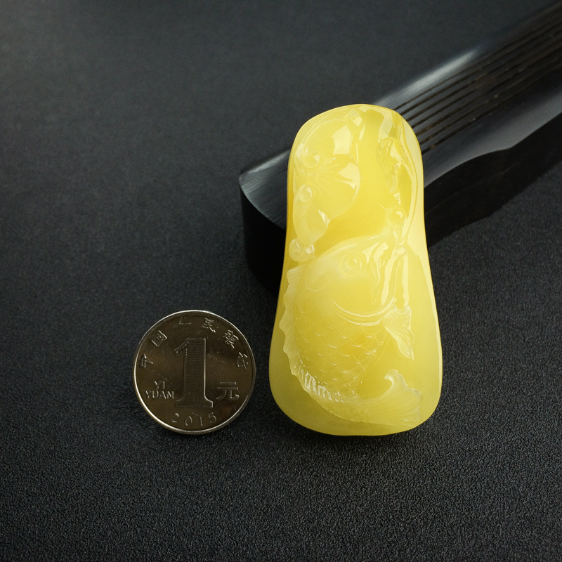 波罗的海鸡油黄蜜蜡连年有余挂件 - 红掌柜