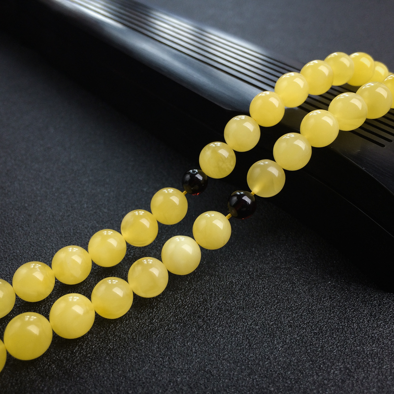 8mm天然鸡油黄蜜蜡佛珠-红掌柜