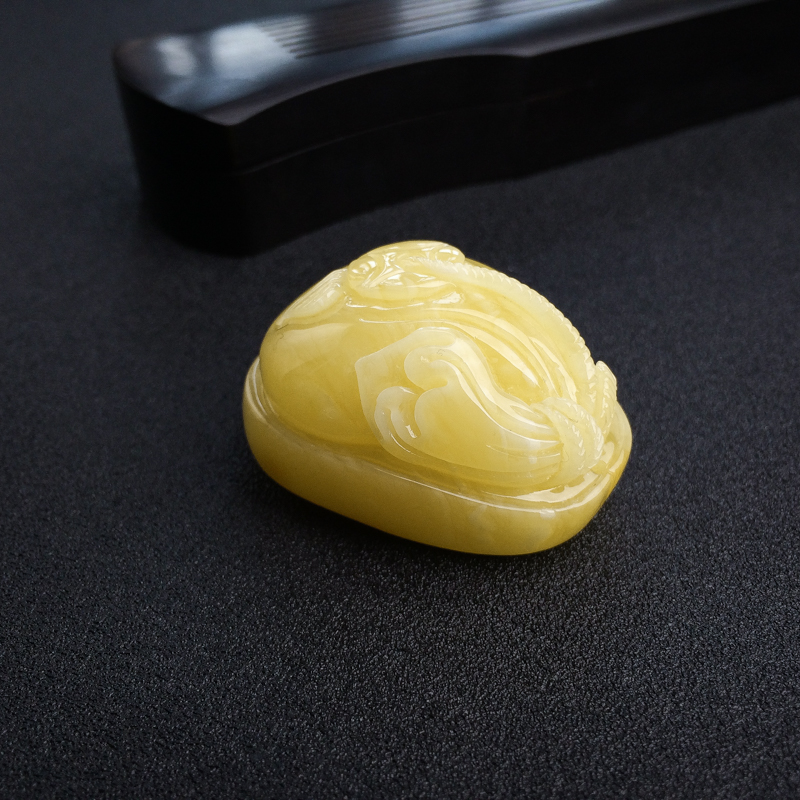 褐黄蜜蜡钱袋吊坠-红掌柜