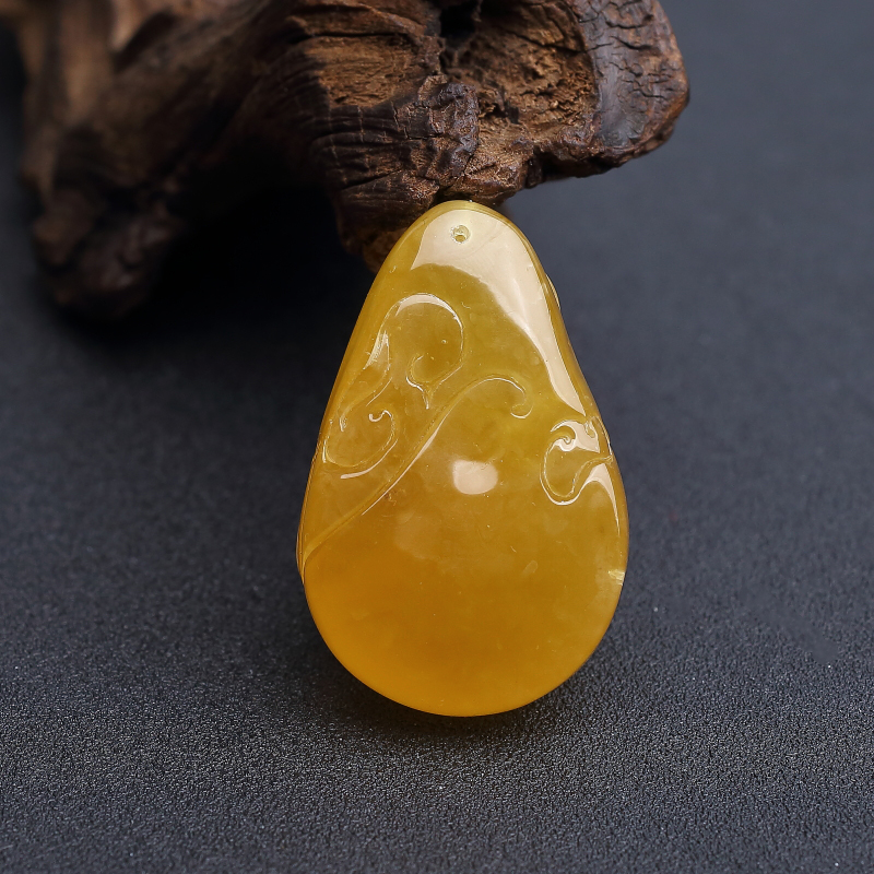 蜜蜡蝶恋花吊坠 - 红掌柜