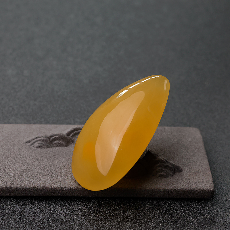 蜜蜡随形吊坠-红掌柜