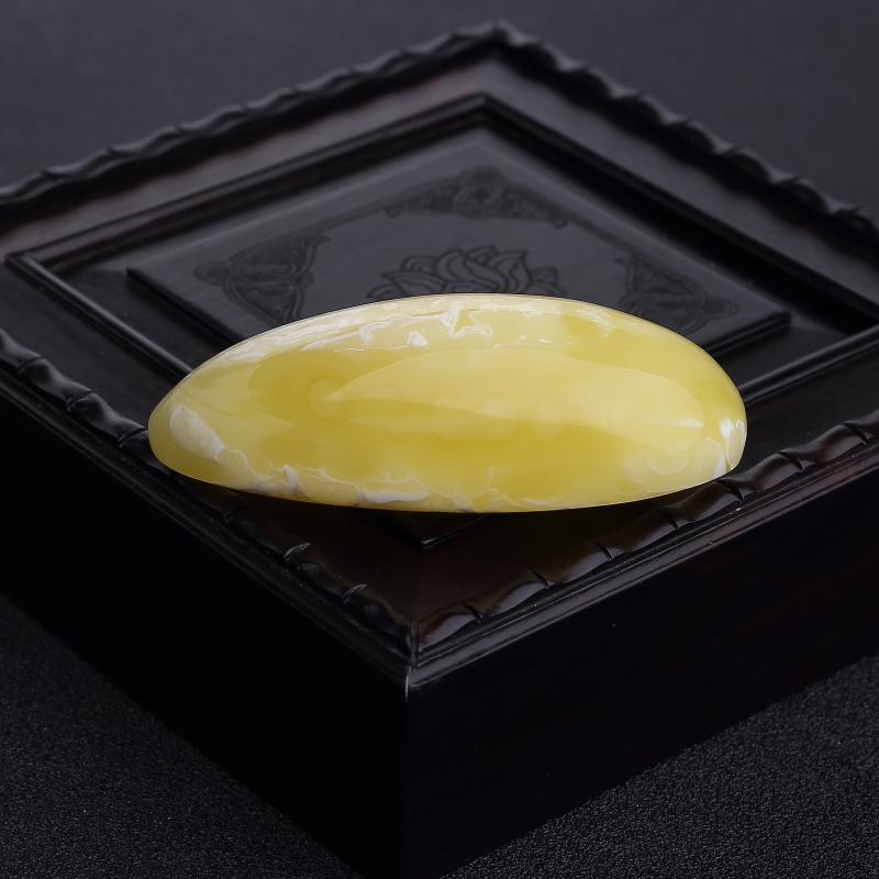 天然白花蜜蜡随形吊坠-红掌柜