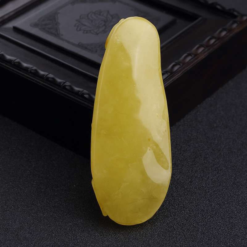 鸡油黄蜜蜡貔貅吊坠-红掌柜