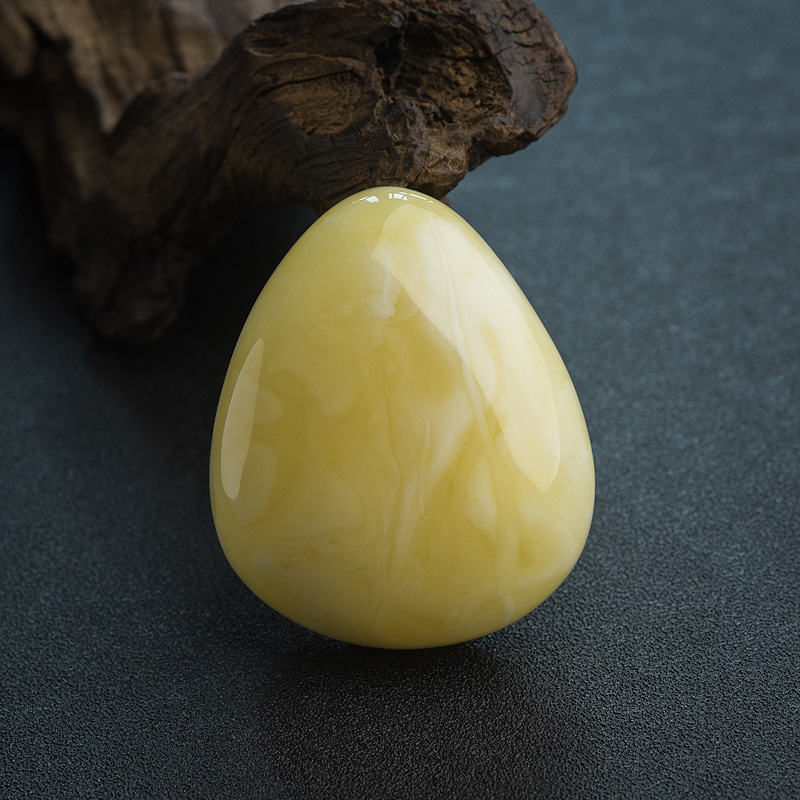 白花蜜蜡随形吊坠-红掌柜