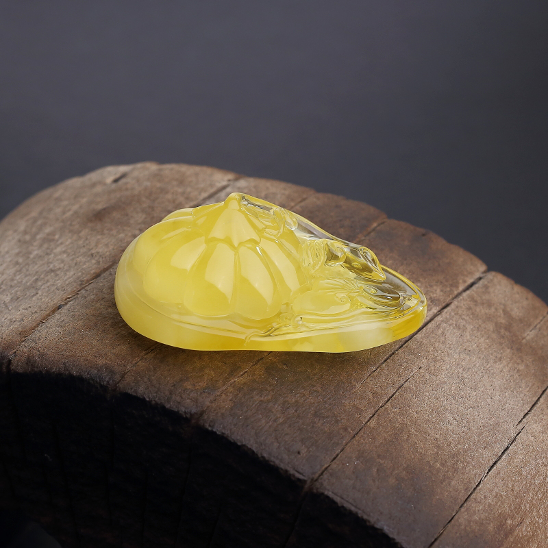 鸡油黄如意连连吊坠-红掌柜