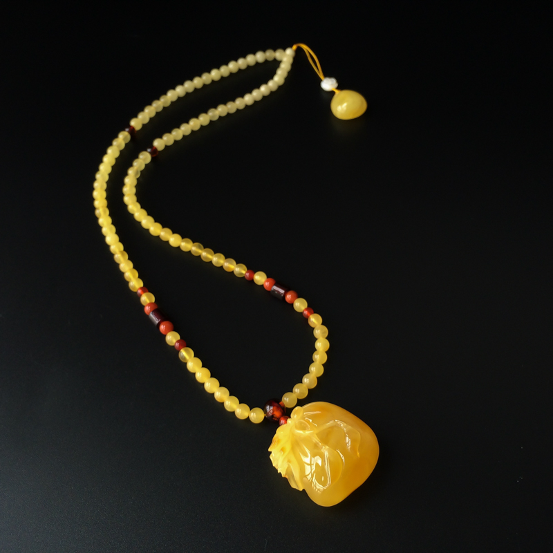 鸡油黄蜜蜡钱袋吊坠-红掌柜