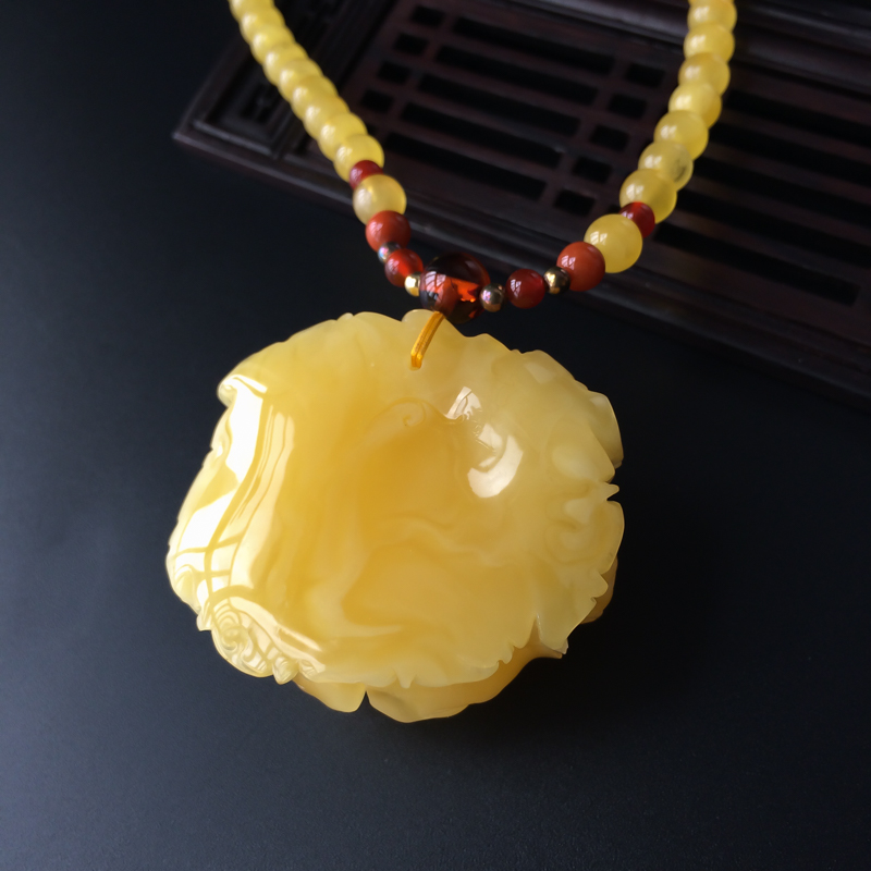 波罗的海蜜蜡牡丹花吊坠-红掌柜