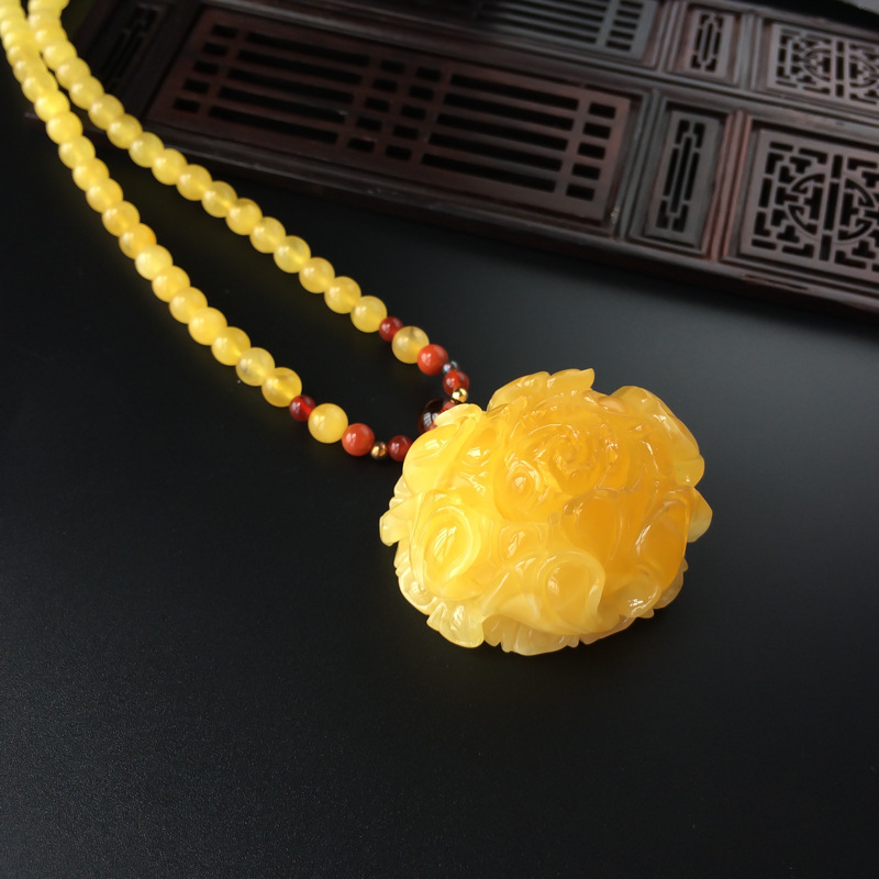 鸡油黄蜜蜡吊坠-红掌柜