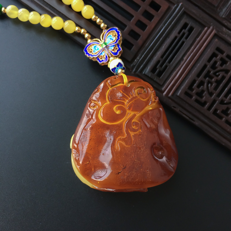 带皮蜜蜡牡丹花吊坠-红掌柜