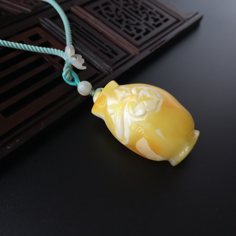 蜜蜡如意瓶吊坠-红掌柜