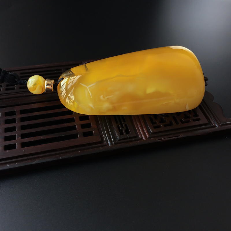 波罗的海蜜蜡无事牌吊坠-红掌柜