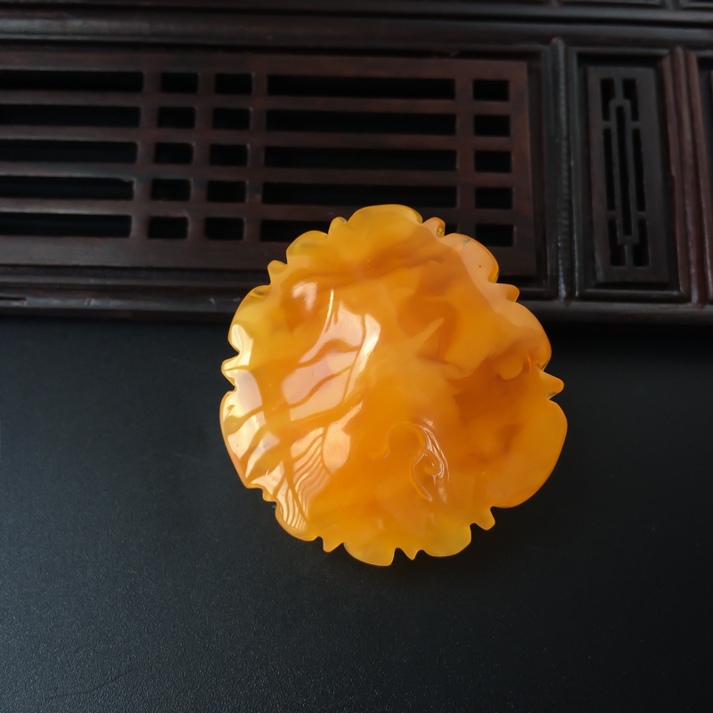 蜜蜡牡丹花挂坠-红掌柜