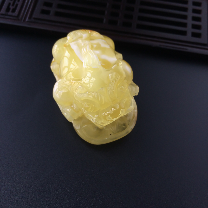 波罗的海天然白花蜜貔貅吊坠 - 红掌柜