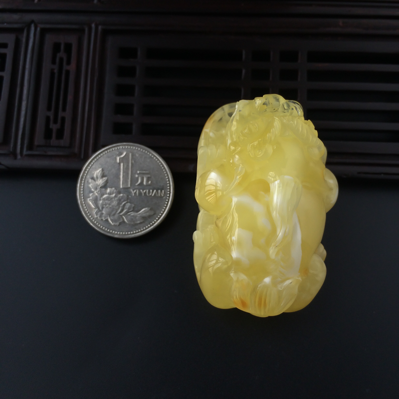 白花蜜貔貅挂坠 - 红掌柜