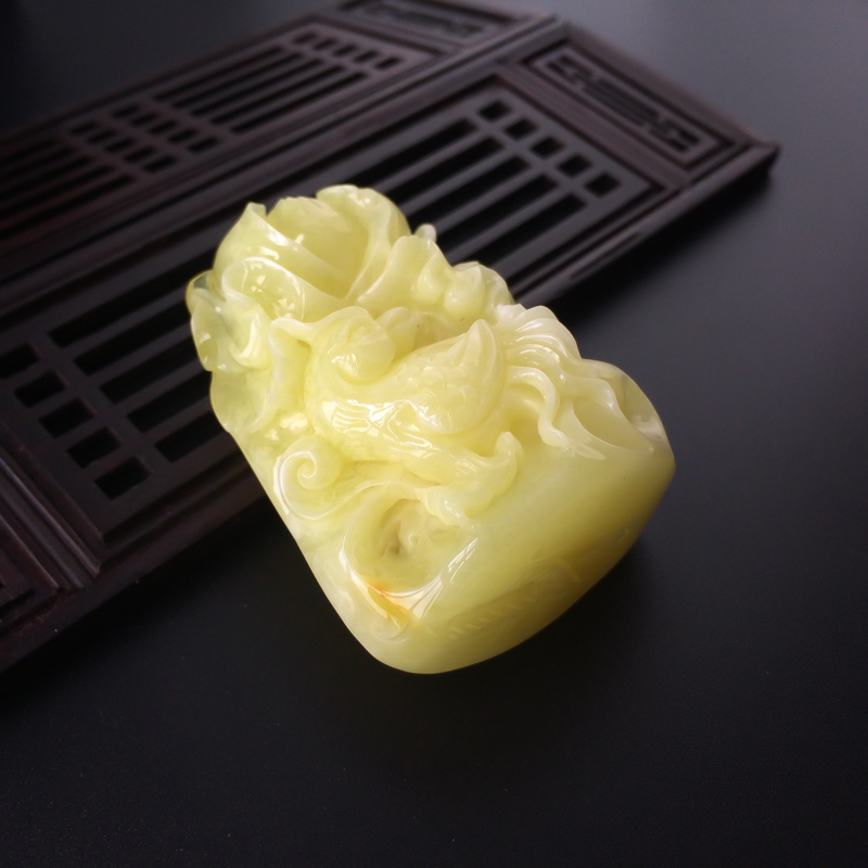 满黄蜜蜡凤凰花开吊坠 - 红掌柜