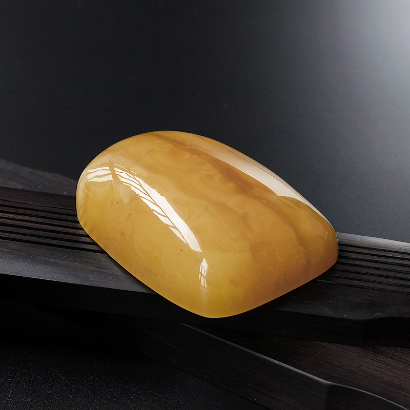 波罗的海天然鸡油红蜜蜡无事牌 - 红掌柜