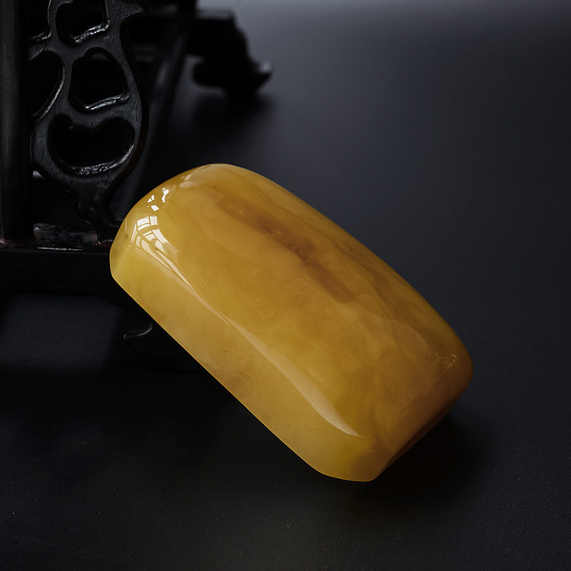 蜜蜡吊坠 - 红掌柜