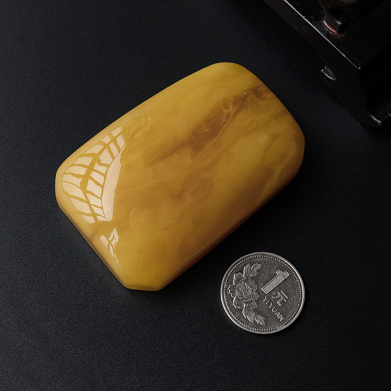 鸡油红蜜蜡无事牌 - 红掌柜