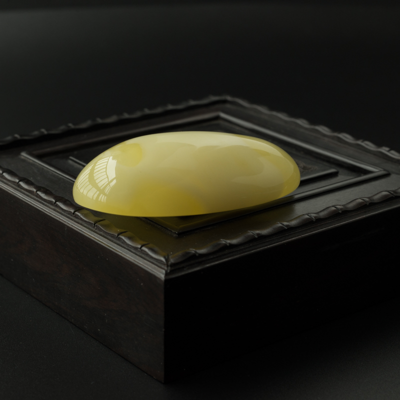 白花蜜蜡随形吊坠-红掌柜