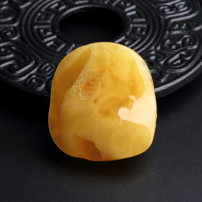 糖色蜜蜡鲤鱼牌吊坠 - 红掌柜