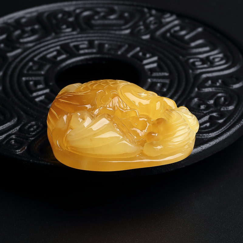 蜜蜡鱼吊坠 - 红掌柜