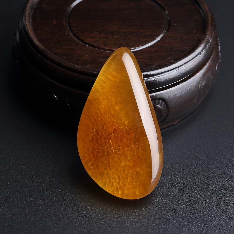 波罗的海天然鸡油红蜜蜡随形吊坠-红掌柜