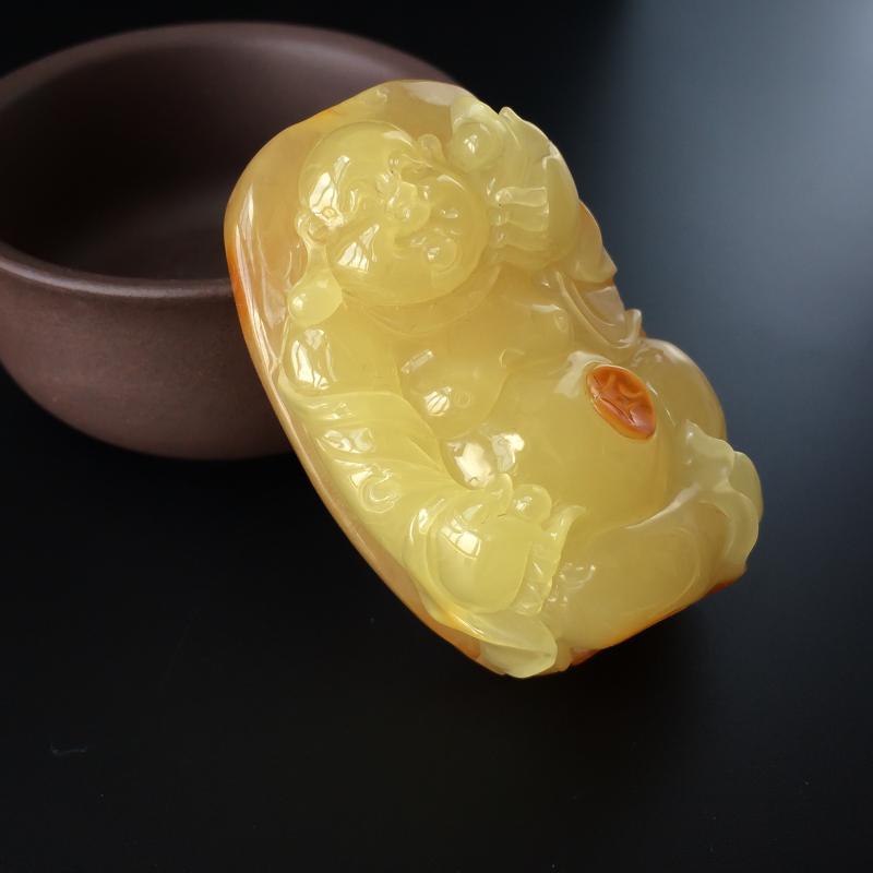 波罗的海满蜜鸡油黄蜜蜡弥勒佛吊坠-红掌柜