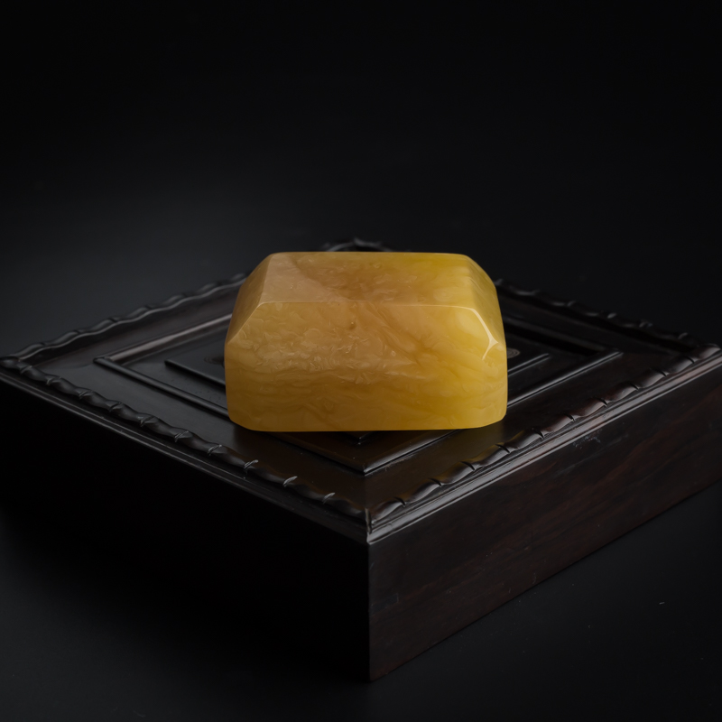 波罗的海天然蜜蜡无事牌吊坠-红掌柜