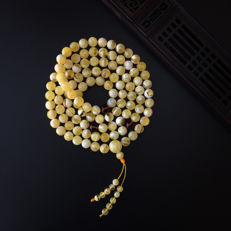 8mm白花蜜佛珠-红掌柜