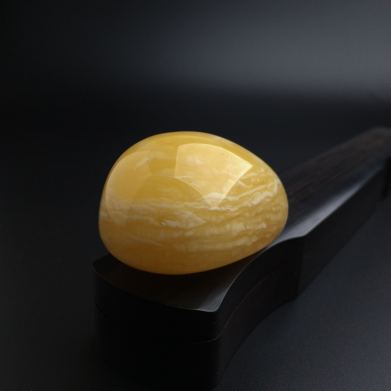 白花蜜随形吊坠-红掌柜