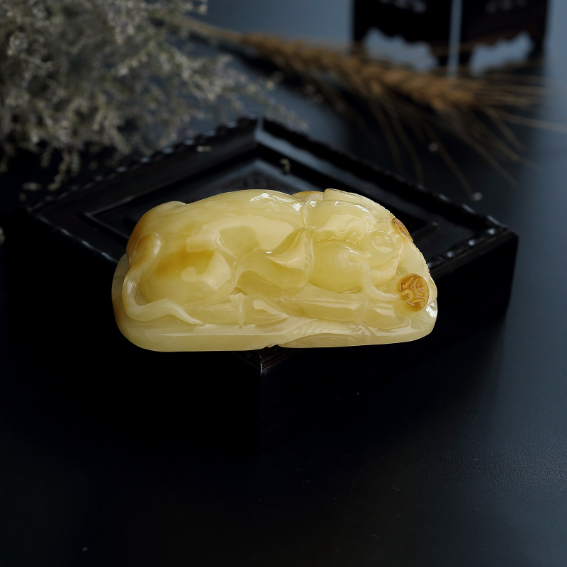 波罗的海天然鸡油黄蜜蜡吊坠-红掌柜