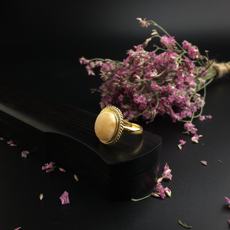 银镶白花蜜蜜蜡戒指 - 红掌柜