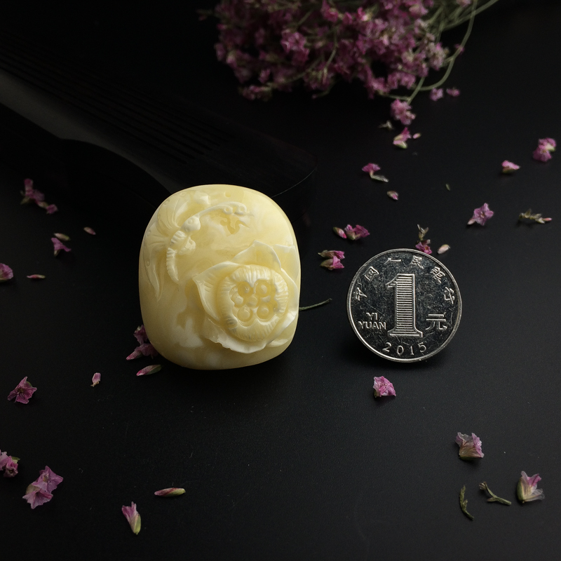 白花蜜蜜蜡吊坠-红掌柜