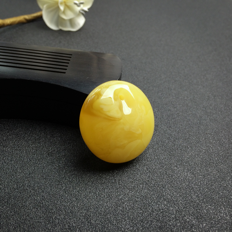 天然鸡油黄蜜蜡平安扣吊坠-红掌柜