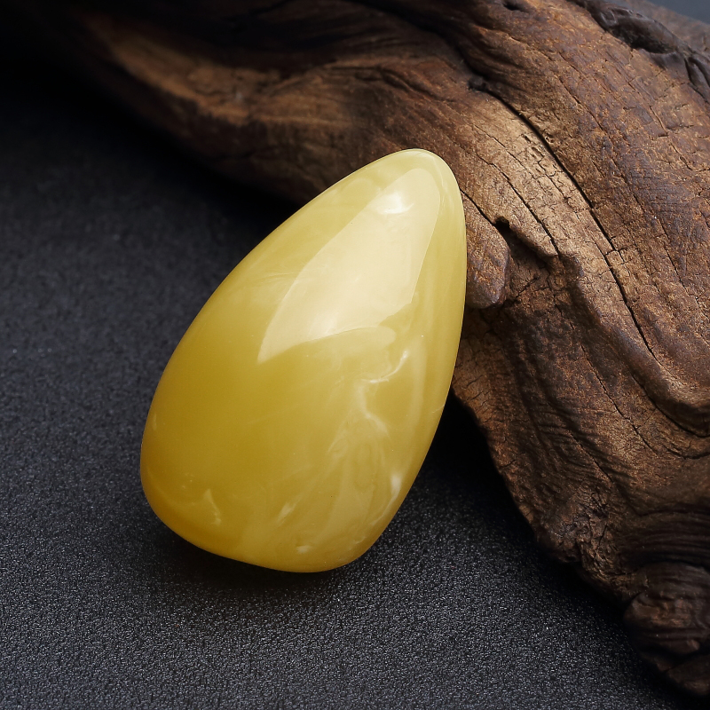 天然鸡油黄蜜蜡随形吊坠 - 红掌柜