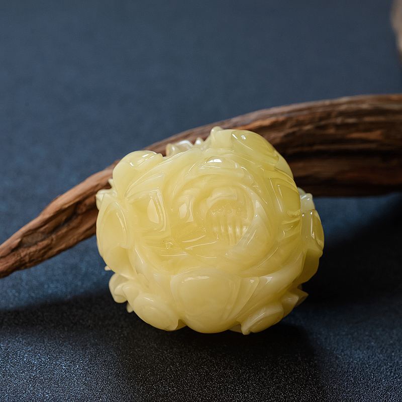 波罗的海天然带皮柠檬黄蜜蜡牡丹吊坠-红掌柜