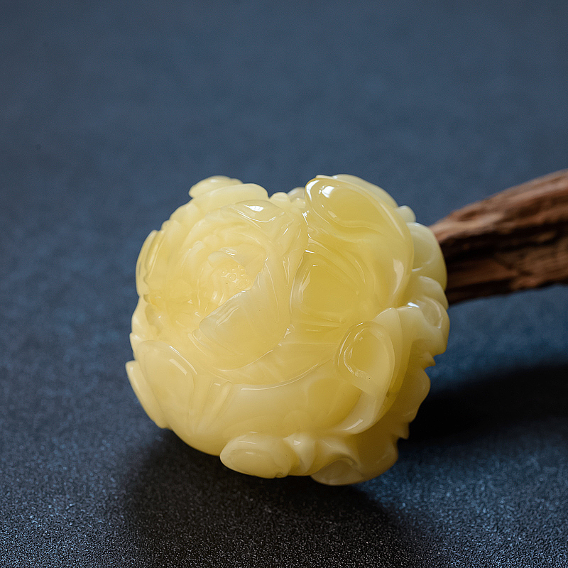 天然带皮柠檬黄蜜蜡牡丹吊坠-红掌柜