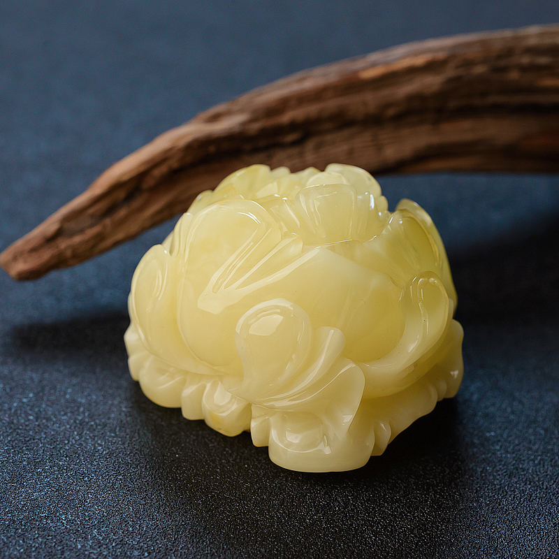 波罗的海天然带皮蜜蜡牡丹吊坠-红掌柜