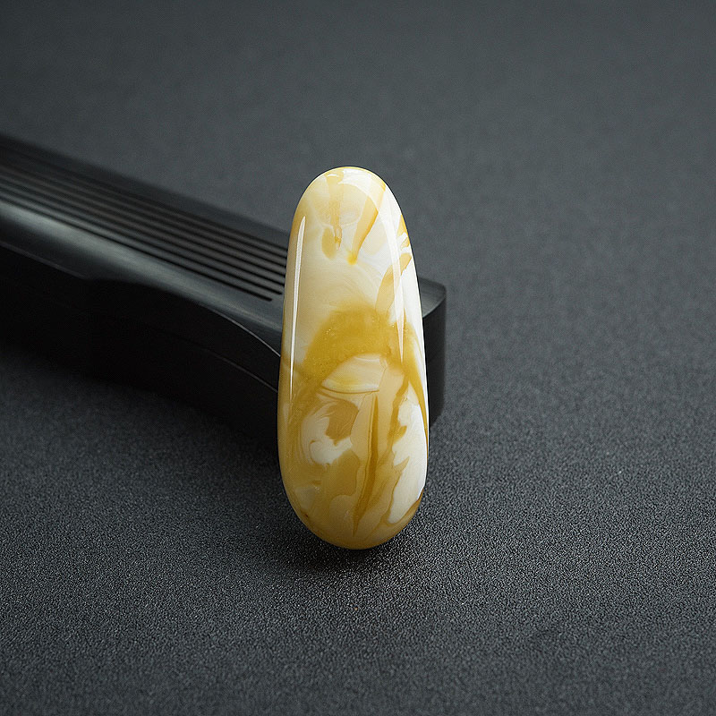 白花蜜蜜蜡随形吊坠-红掌柜