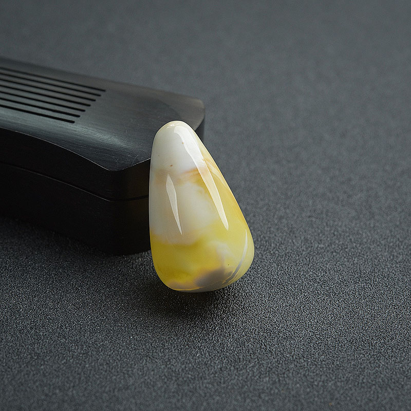 白花蜜水滴吊坠-红掌柜