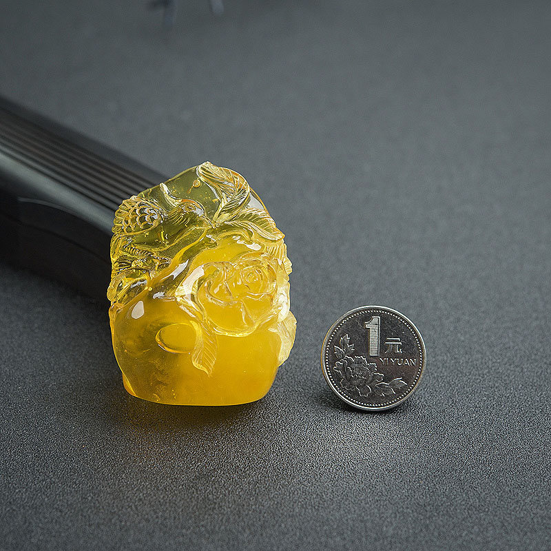 天然鸡油黄蜜蜡吊坠-红掌柜