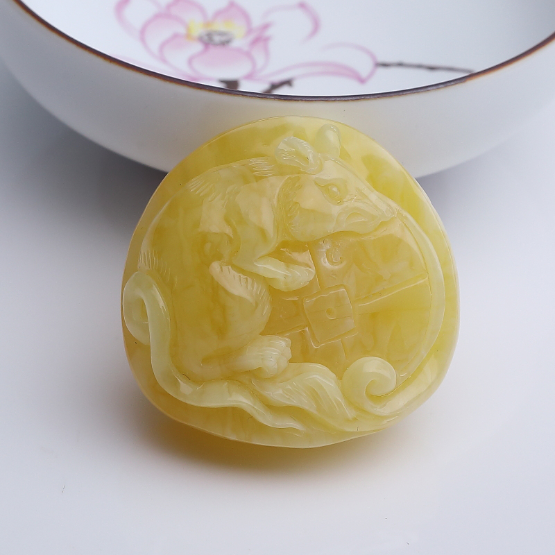 波罗的海天然白花蜜蜜蜡灵鼠运财吊坠-红掌柜