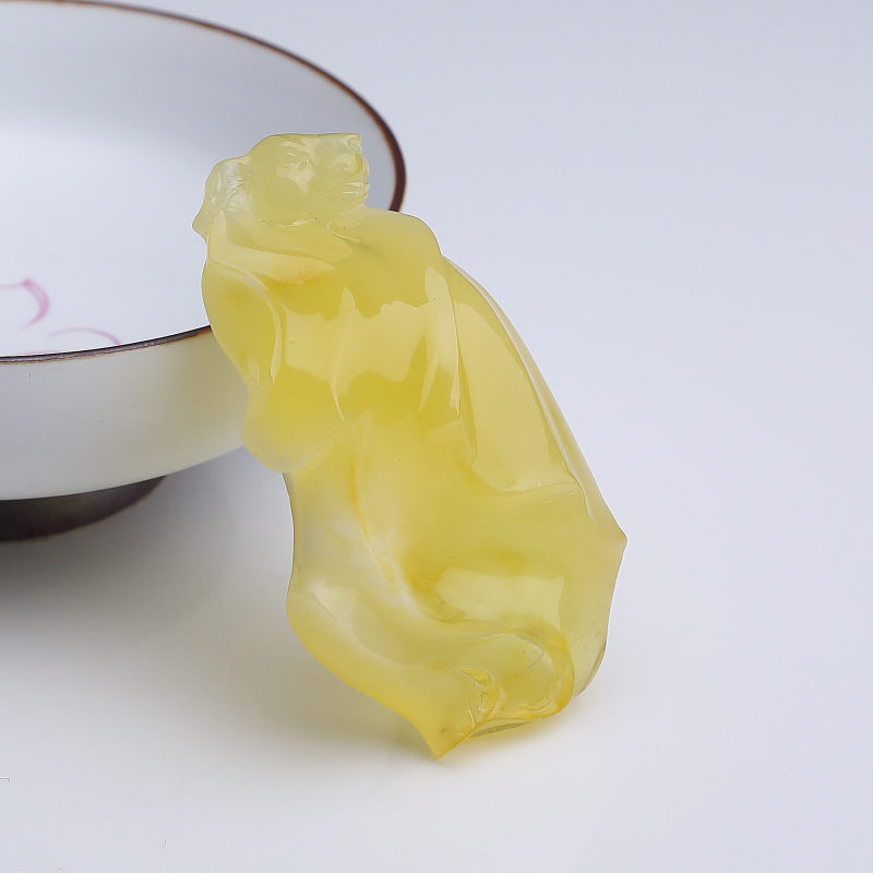 波罗的海鸡油黄蜜蜡洋洋得意吊坠-红掌柜