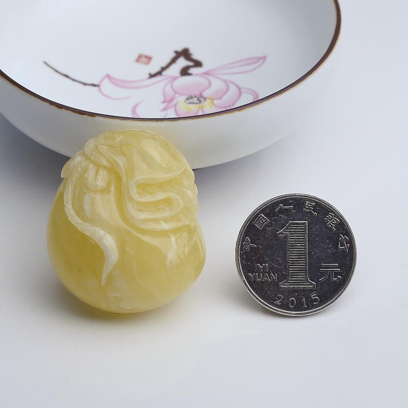 带皮白花蜜蜡钱袋吊坠-红掌柜