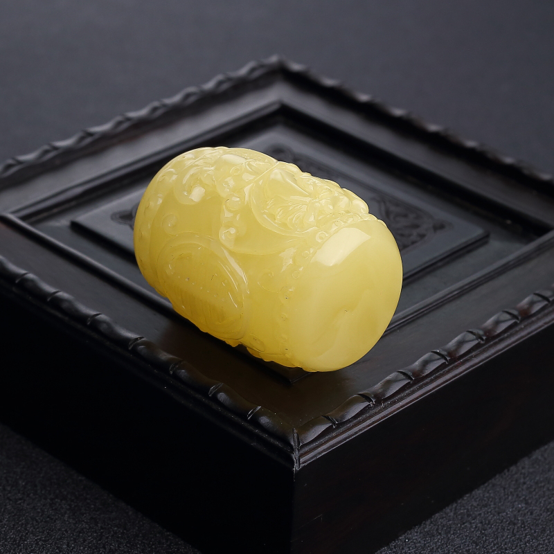 鸡油黄蜜蜡龙纹桶珠-红掌柜