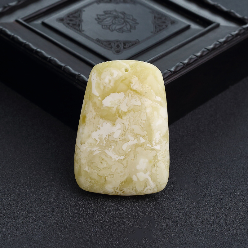 波罗的海天然蜜蜡龙吊坠-红掌柜