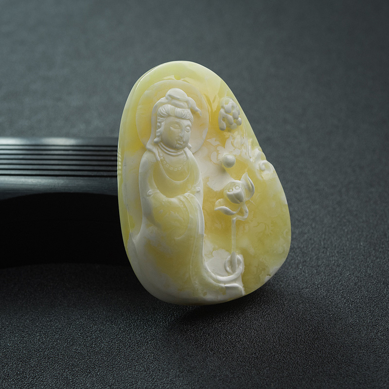 天然带皮白花蜜蜡观音吊坠-红掌柜